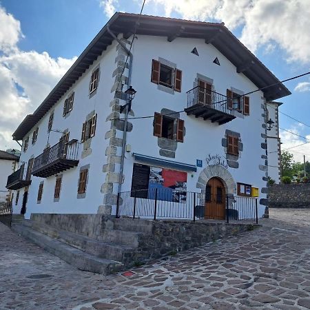 Posada De Oitz Oiz Extérieur photo